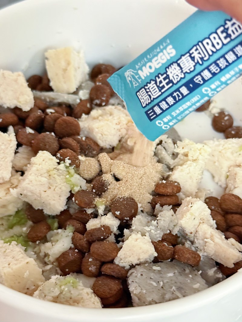 女人知己試用大隊,口碑行銷,部落客行銷,Moegis萌吉 腸道生機專利RBE益生菌,寵物益生菌,專利RBE益生元,專利蔬果酵素,小分子胜肽,藍藻粉,維持免疫力,幫助維持消化道機能,維持正常食慾,改變細菌叢生態,腸胃保健,犬貓適用